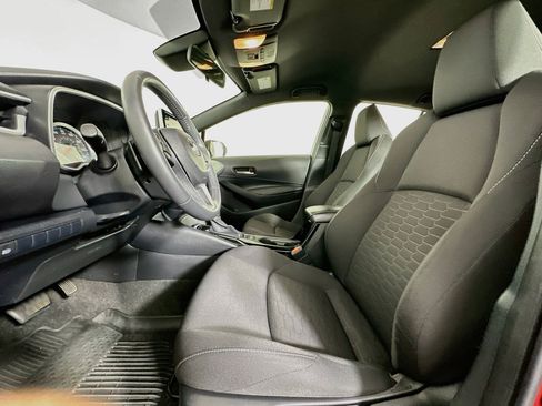 Used 2021 Toyota Corolla SE w/ Special Edition FWD image 13