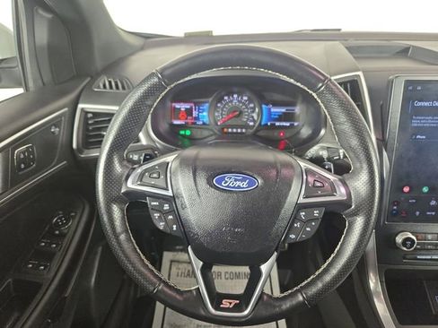 Used 2022 Ford Edge ST w/ Equipment Group 401A image 12