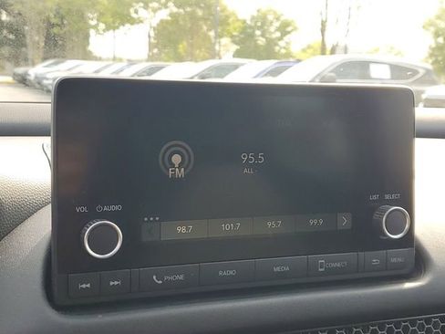 Certified 2024 Honda HR-V Sport image 19