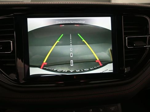 Used 2025 Dodge Durango GT AWD/4WD image 36