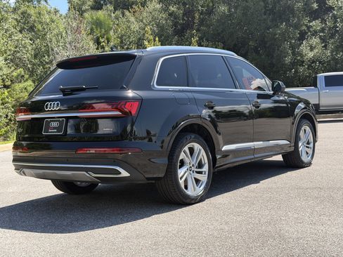 Used 2023 Audi Q7 2.0T Premium Plus w/ Premium Plus Package AWD/4WD image 4