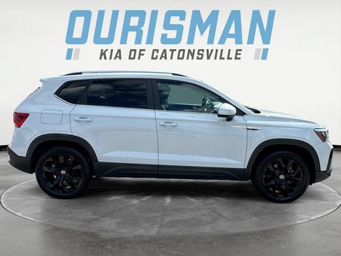 Used 2022 Volkswagen Taos SE AWD/4WD image 7