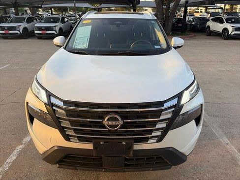 Certified 2024 Nissan Rogue SV w/ SV Premium Package FWD image 2