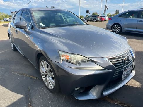 Used 2015 Lexus IS 250 RWD image 3