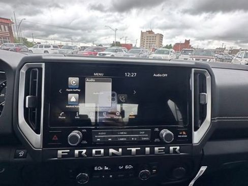 New 2025 Nissan Frontier SV w/ SV Convenience Package image 12