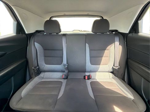 Used 2023 Chevrolet TrailBlazer LT AWD/4WD image 14