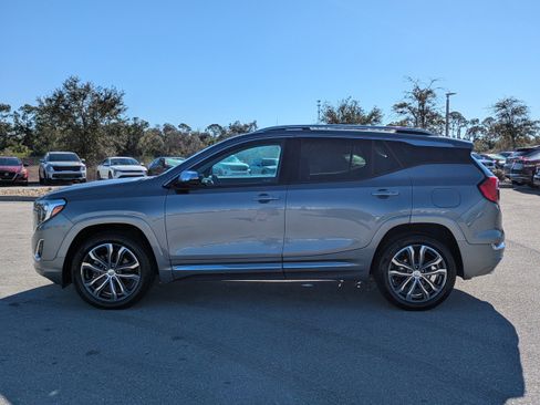 Used 2019 GMC Terrain Denali w/ LPO, Floor Liner Package image 8