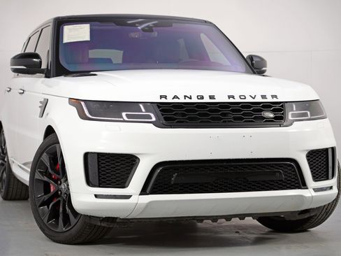Used 2020 Land Rover Range Rover Sport HST image 4