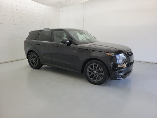 Used 2024 Land Rover Range Rover Sport Dynamic SE AWD/4WD image 3