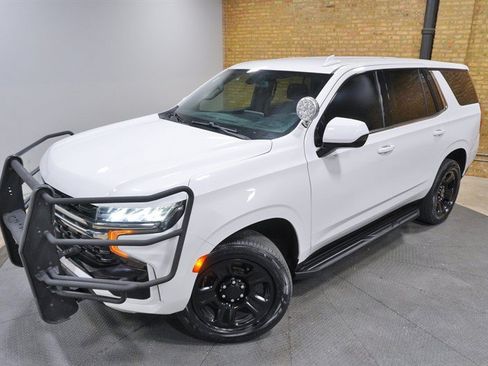 Used 2021 Chevrolet Tahoe 2WD w/ Remote Keyless Entry Package image 2