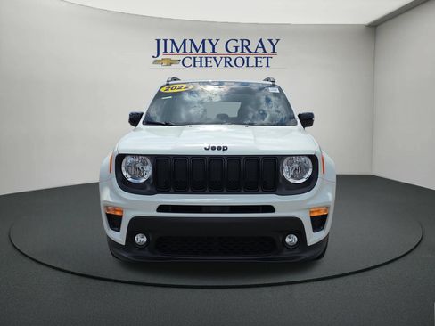 Used 2022 Jeep Renegade Altitude w/ Convenience Group AWD/4WD image 8
