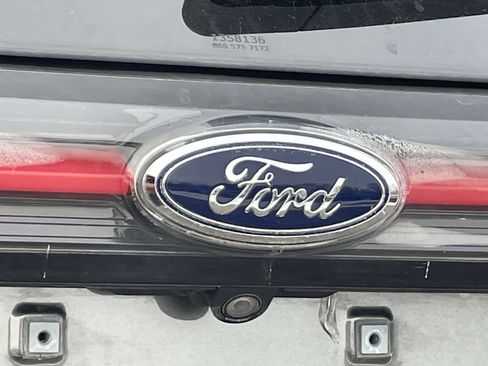 Used 2018 Ford Edge SEL w/ Equipment Group 201A image 41