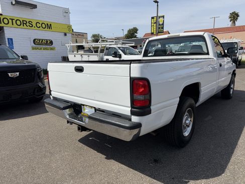 Used 1999 Dodge Ram 2500 Truck 2WD Regular Cab image 3