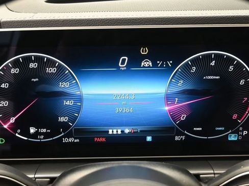 Used 2024 Mercedes-Benz GLE 350 4MATIC image 7