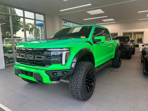 Used 2025 Ford F150 Raptor AWD/4WD image 4