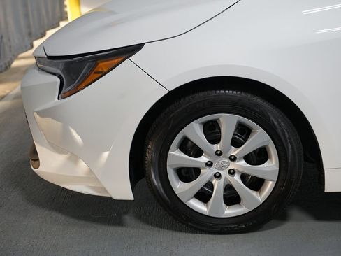 Certified 2024 Toyota Corolla LE image 5