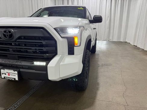 New 2025 Toyota Tundra SR5 image 7