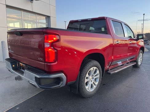 Certified 2022 Chevrolet Silverado 1500 LTZ w/ LTZ Convenience Package II image 7