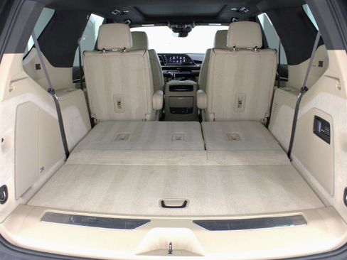 Used 2022 Cadillac Escalade Premium Luxury w/ Performance Package RWD image 74