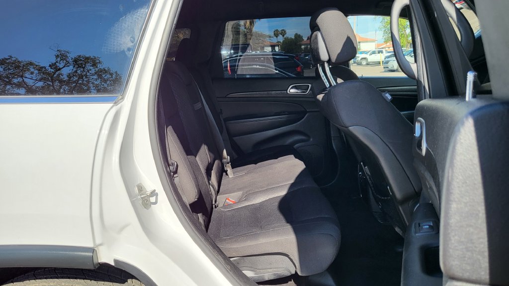 Used 2018 Jeep Grand Cherokee Laredo RWD image 19