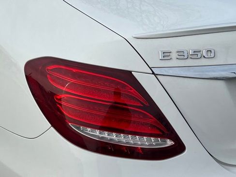 Used 2020 Mercedes-Benz E 350 4MATIC Sedan image 8
