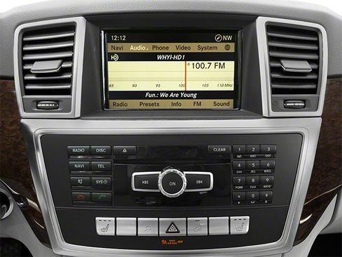 Used 2012 Mercedes-Benz ML 350 BlueTEC 4MATIC image 9