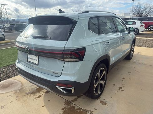 New 2026 Volkswagen Taos SEL image 4