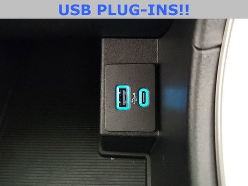 New 2024 Ford Edge SE w/ Black Appearance Package image 15