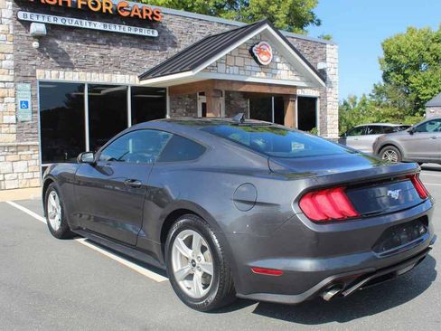Used 2020 Ford Mustang Coupe RWD image 8
