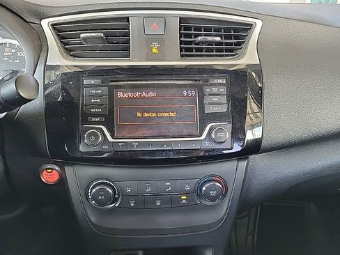 Used 2016 Nissan Sentra SV image 14