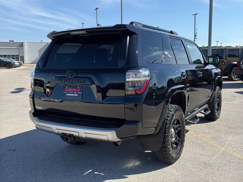 Used 2023 Toyota 4Runner TRD Off-Road Premium w/ Off Road Premium Plus Package AWD/4WD image 5