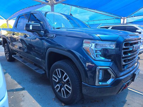 Used 2020 GMC Sierra 1500 AT4 w/ AT4 Premium Package AWD/4WD image 2