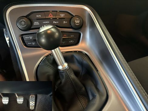 Used 2022 Dodge Challenger R/T Scat Pack image 14