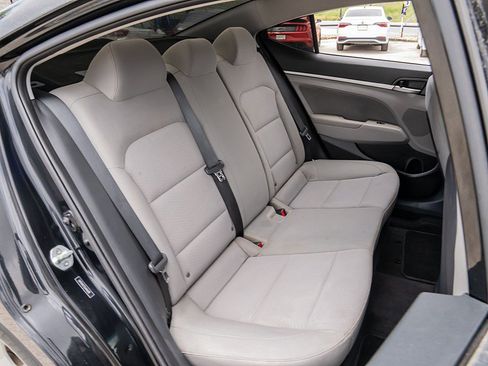 Used 2020 Hyundai Elantra SEL FWD image 21