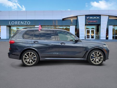 Used 2022 BMW X7 M50i w/ Dynamic Handling Package AWD/4WD image 4