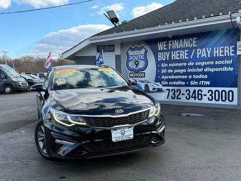 Used 2019 Kia Optima LX FWD image 1