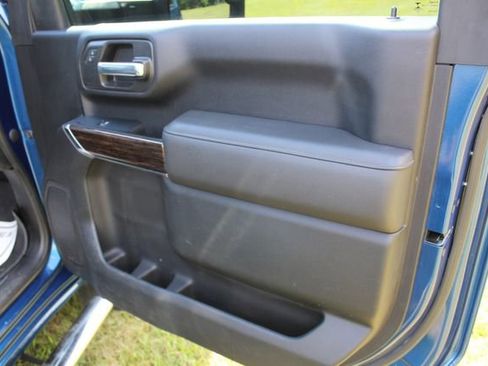 Used 2022 GMC Sierra 3500 SLE w/ SLE Convenience Package image 28