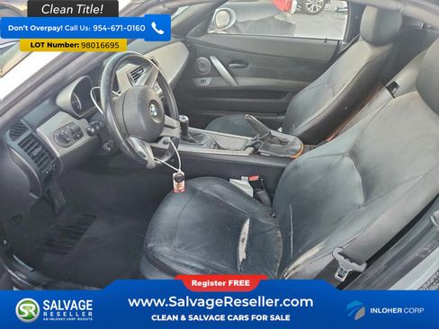 Used 2003 BMW Z4 3.0i image 9