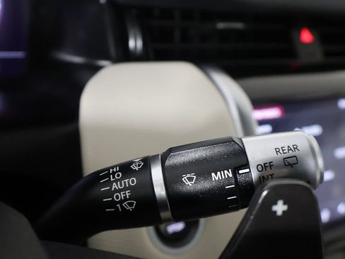Used 2020 Land Rover Discovery Sport S R-Dynamic AWD/4WD image 44