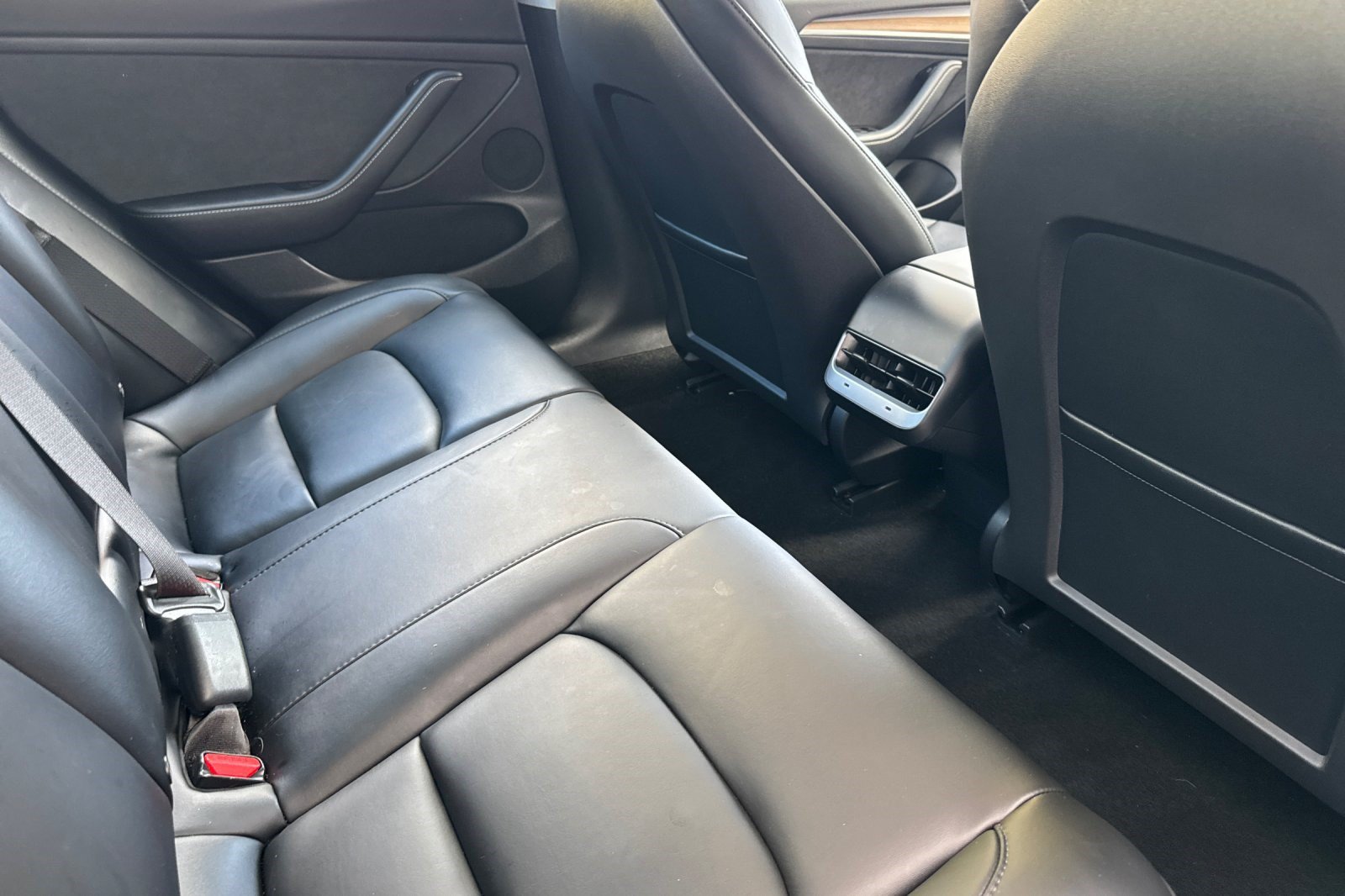 Used 2023 Tesla Model 3 Standard Range RWD image 32