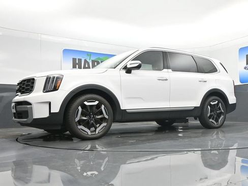 Used 2023 Kia Telluride S w/ S Sunroof Package AWD/4WD image 18