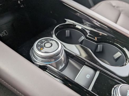 New 2026 Ford Explorer Platinum w/ LUX Leather Package image 21