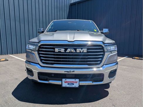 Used 2025 RAM 1500 Laramie AWD/4WD image 2