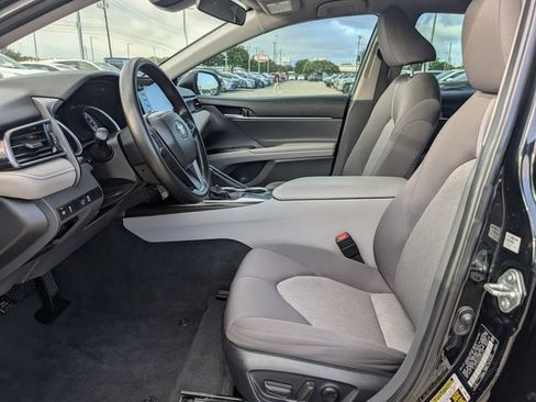 Used 2023 Toyota Camry LE FWD image 24