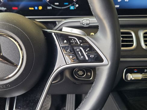 Certified 2025 Mercedes-Benz GLS 450 4MATIC image 13