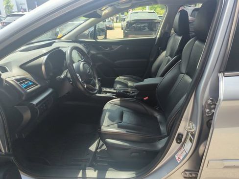 Used 2020 Subaru Crosstrek 2.0i Limited w/ Moonroof Package w/Navigation AWD/4WD image 11