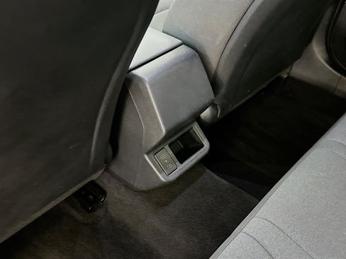 Used 2025 Kia K4 FWD image 28