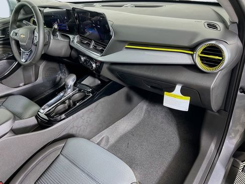 New 2026 Chevrolet Trax LT w/ LT Convenience Package image 27