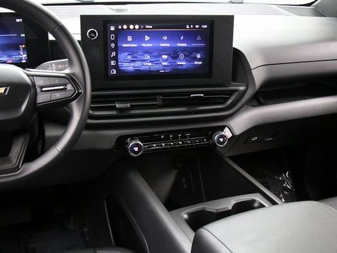 Used 2024 Chevrolet Silverado EV W/T image 18