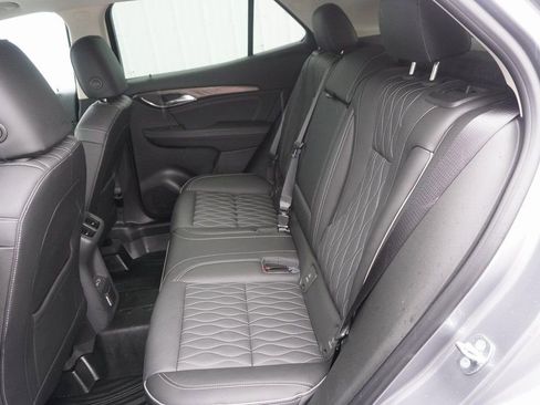 Used 2022 Buick Envision Avenir w/ Safety Package image 35